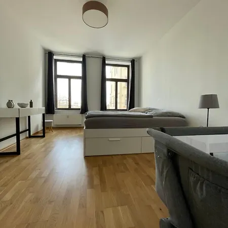 ***stylische Direkt Am Hauptbahnhof***